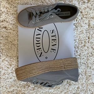 Steve madden grey platform sneakers